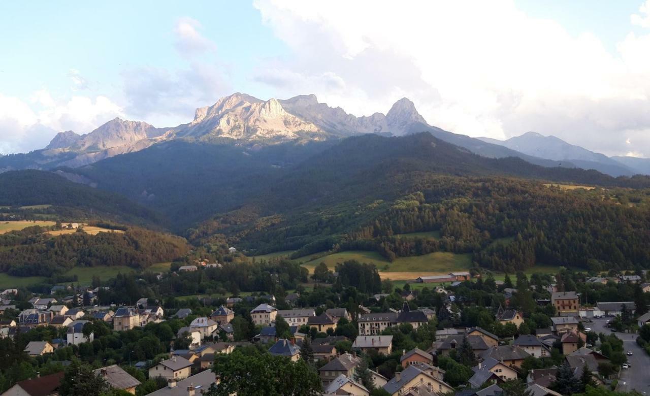 Ubaye Liberty Appartamento Barcelonnette Esterno foto